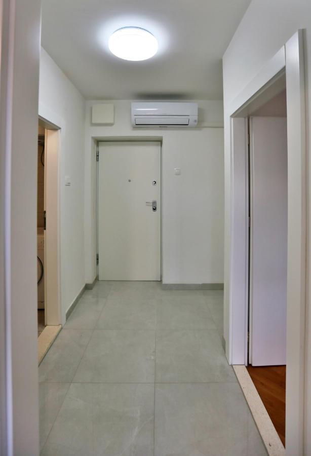 New Studio Apartman Emda U Centru Splita エクステリア 写真